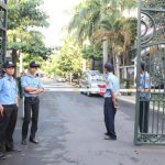 Anh bảo vệ hay nhân viên bảo vệ ?
